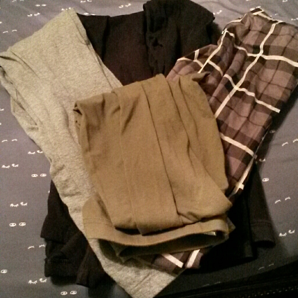 Bundle of 5 pairs of leggings